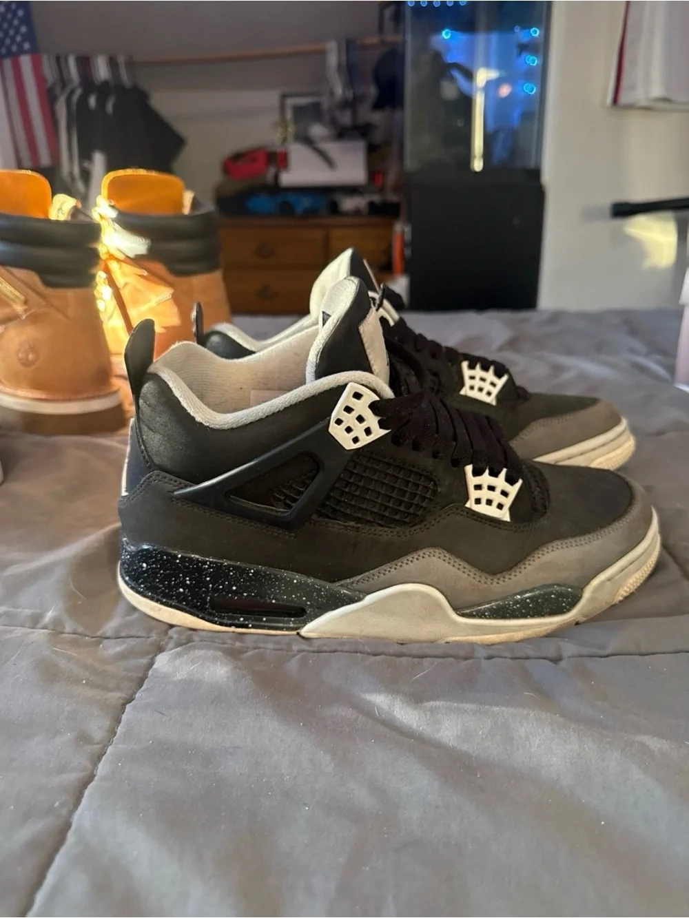 Jordan 4 Fear